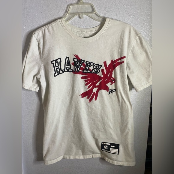 Nike Other - Nike T-shirt with Hawks 
In great condition and shape size L